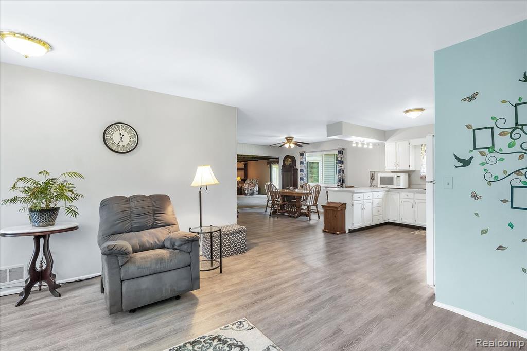 5236 W WILSON Road, Clio, MI 48420 — Photo 10
