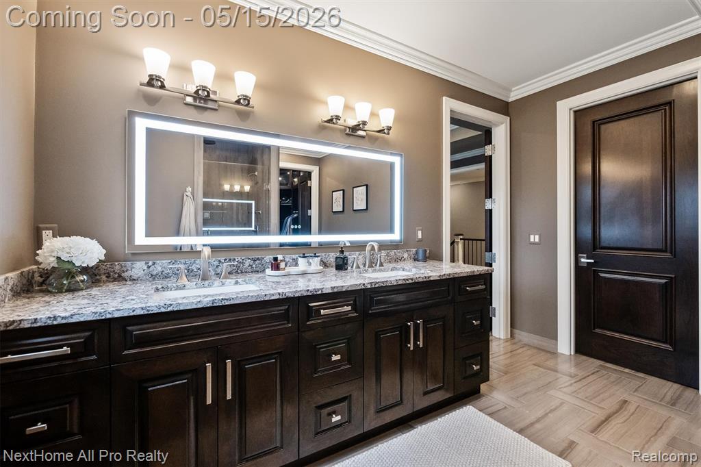 12385 Boulder Pass Drive, Milford, MI 48380 — Photo 25