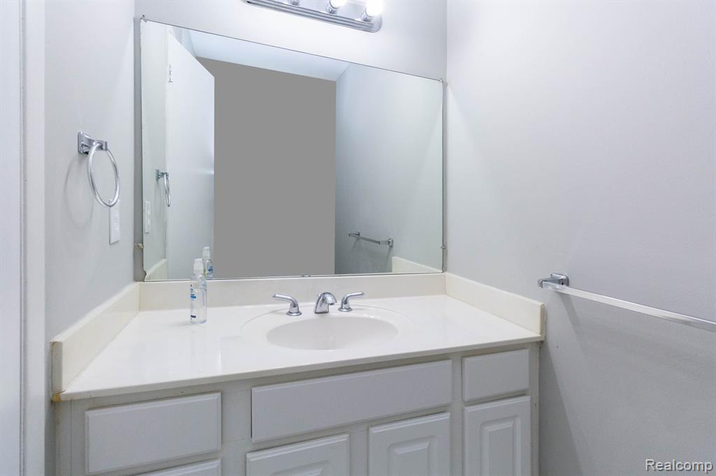 5866 VASSAR, West Bloomfield, MI — Photo 35