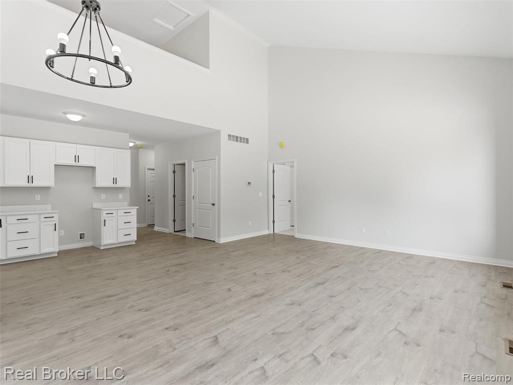 47124 Rosevillage Court, Shelby Twp, MI 48315 — Photo 14