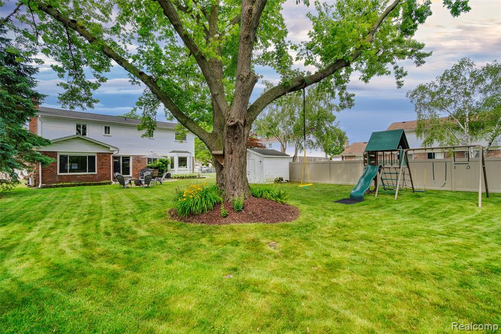6848 Chadwick Drive, Canton, MI 48187 — Photo 40