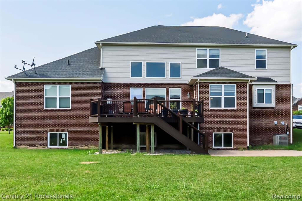 6776 Portsman Court, Canton, MI 48187 — Photo 7