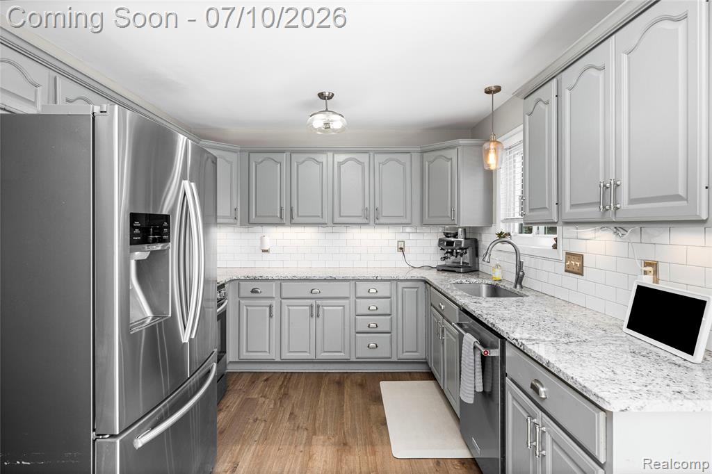 8561 Liberty Boulevard, Westland, MI — Photo 14