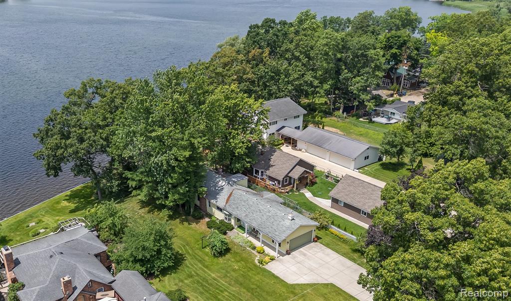 93 Danforth Street, White Lake, MI — Photo 38