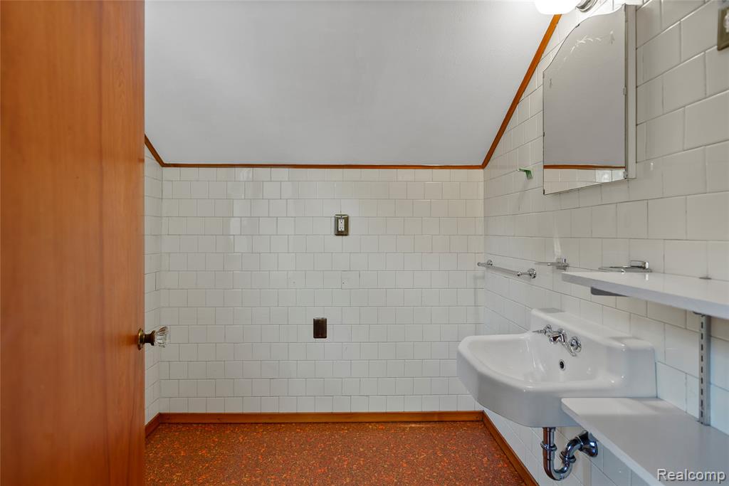 920 N Denwood Street, Dearborn, MI 48128 — Photo 20