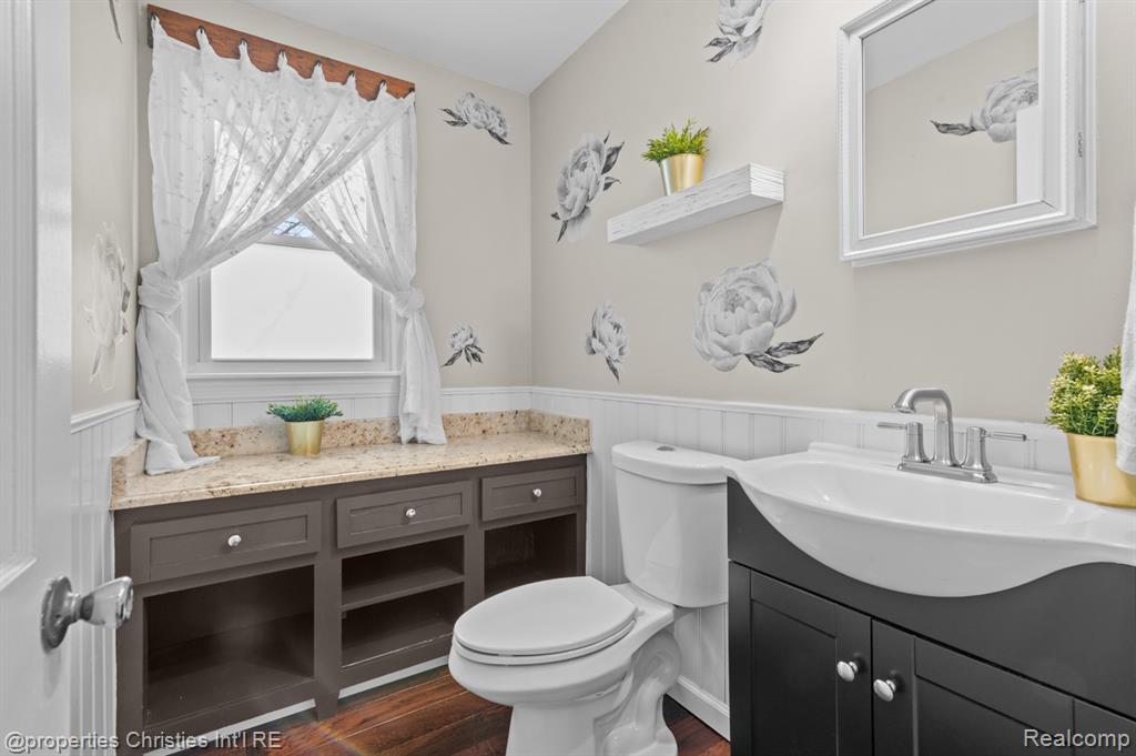 7145 Henry Drive, West Bloomfield, MI 48324 — Photo 16