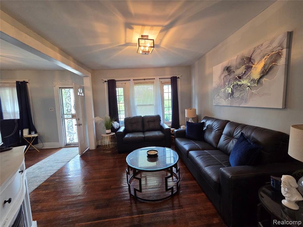 202 Connecticut Street, Highland Park, MI 48203 — Photo 10