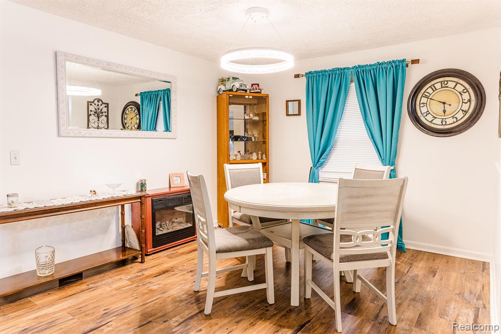 5037 1ST Street, Swartz Creek, MI 48473 — Photo 5
