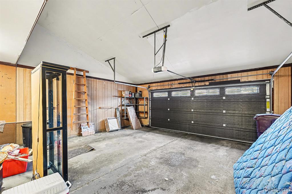 48315 Bayshore Drive, Van Buren, MI 48111 — Photo 32