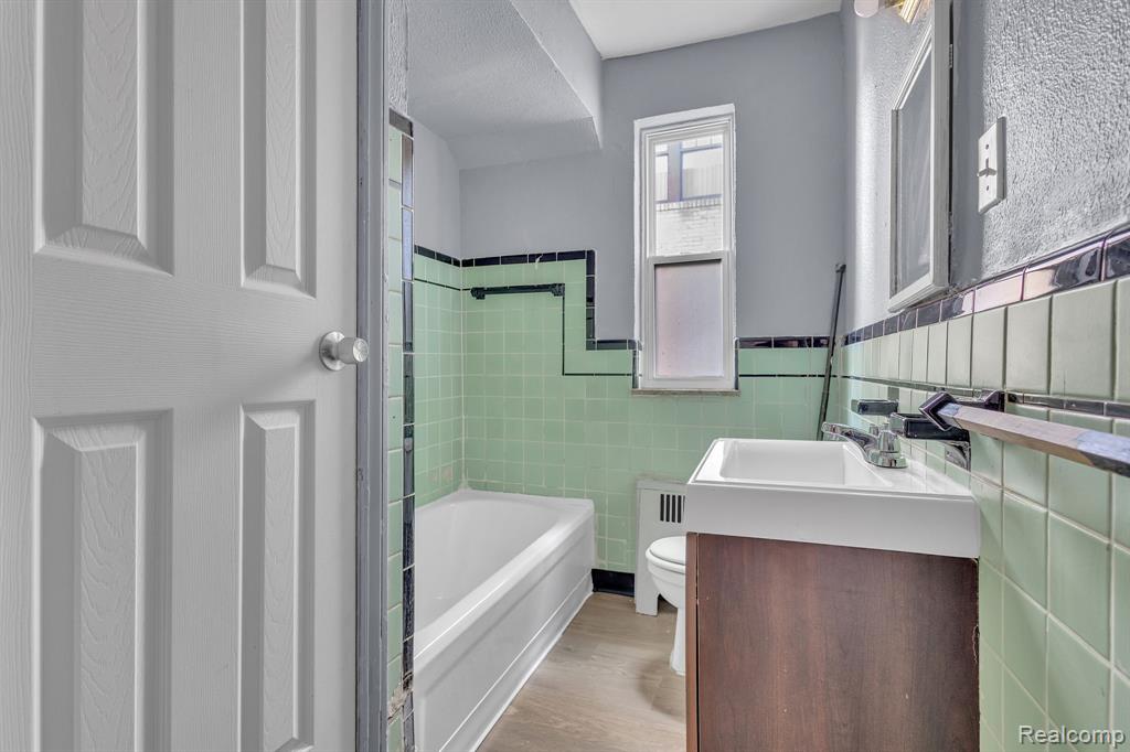 17701 Manderson Road, Highland Park, MI, 48203