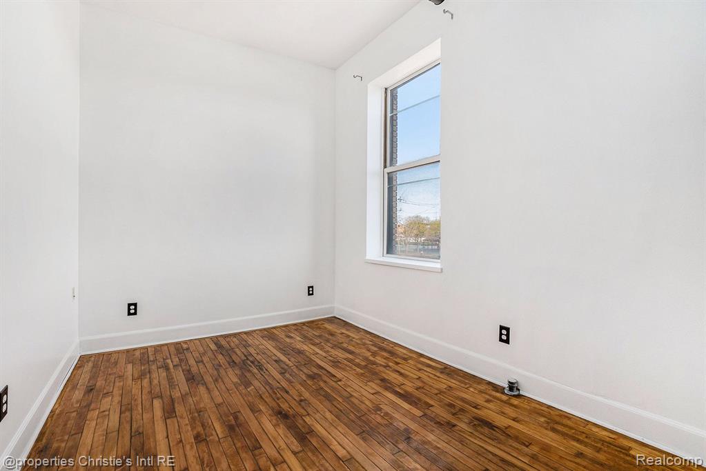 8820 JOSEPH CAMPAU Street, 3, Hamtramck, MI 48212 — Photo 13