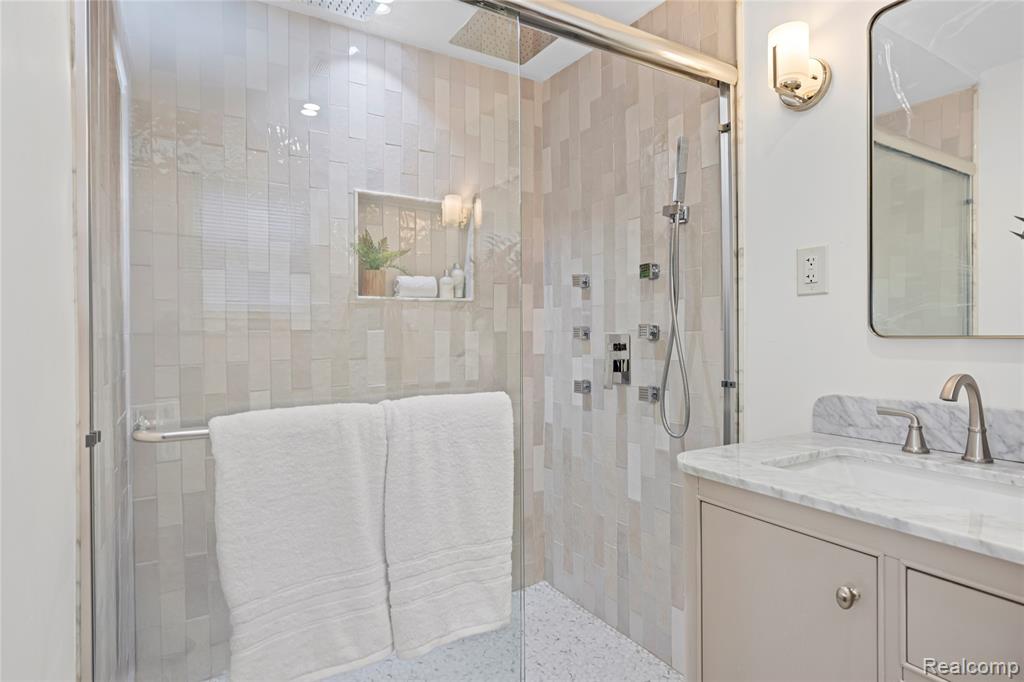 1977 Atkinson Street, Detroit, MI 48206 — Photo 60