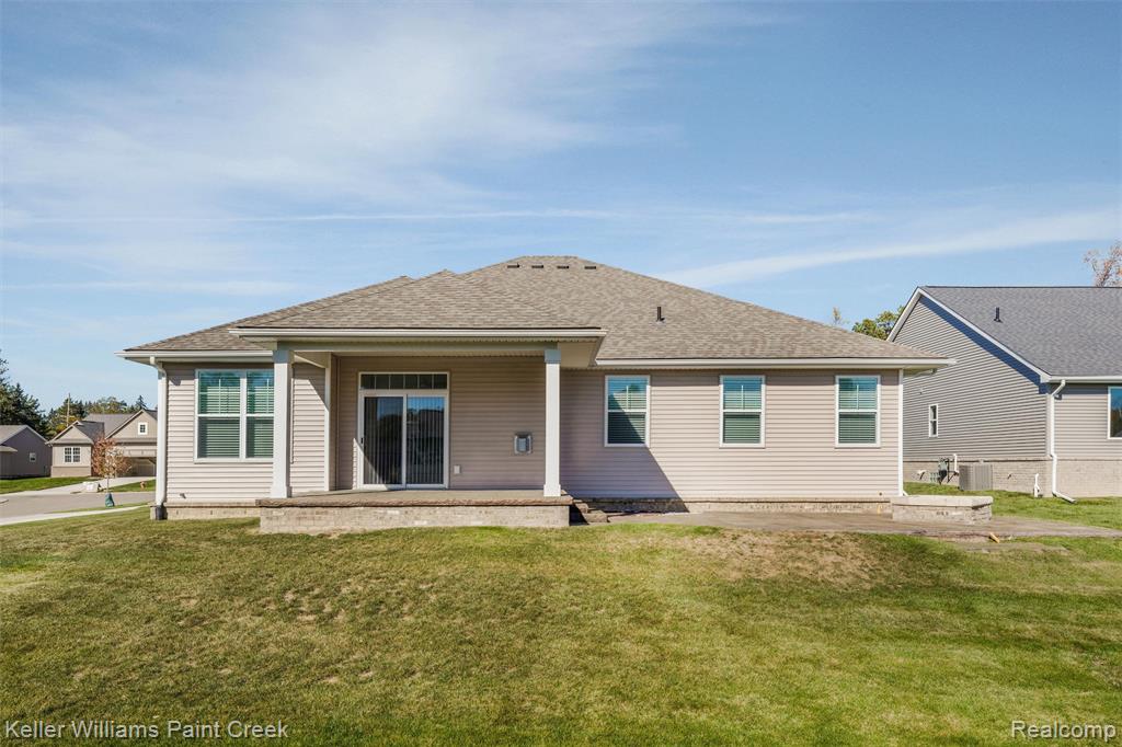 7955 Jordan Drive, Waterford, MI 48327 — Photo 40