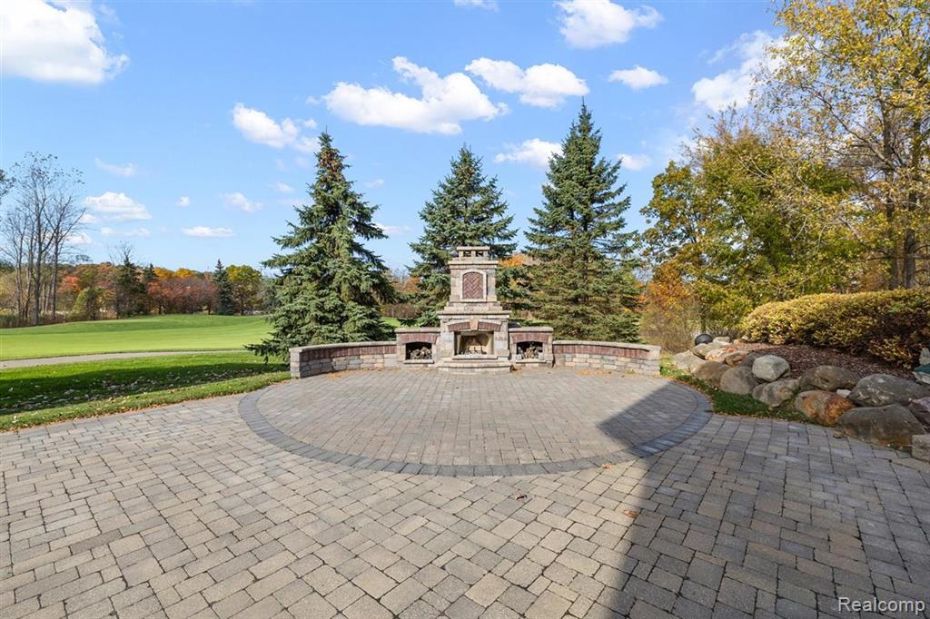 4650 Gatehouse Court, Rochester, MI 48306 — Photo 6