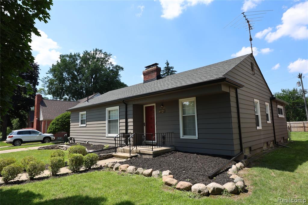 4121 Seminole Drive, Royal Oak, MI 48073 — Photo 4