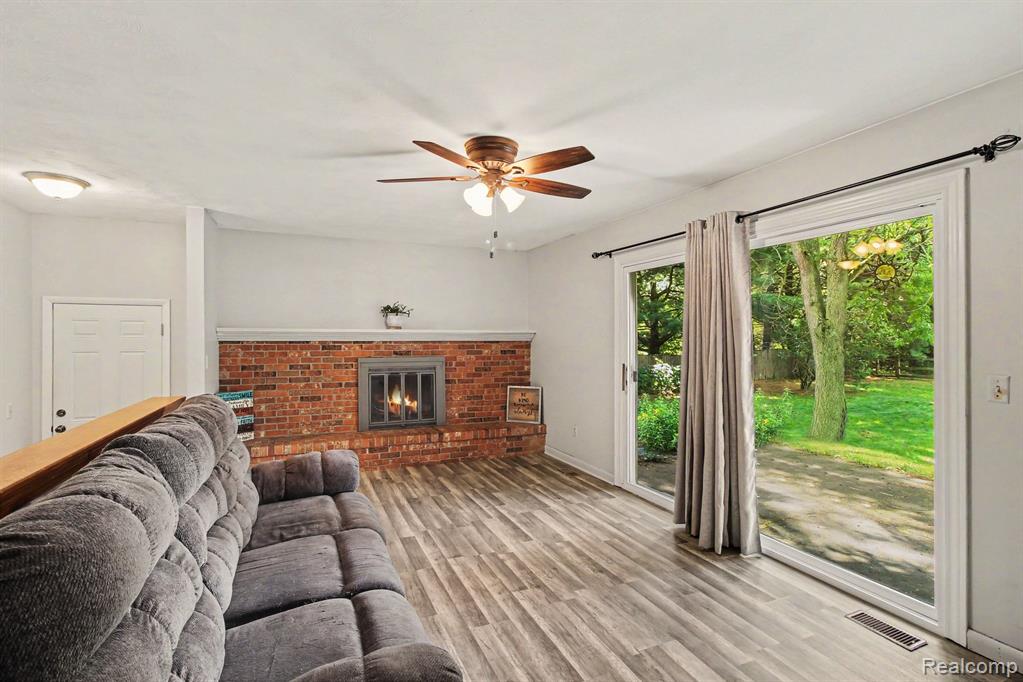 4786 E Allen Road, Webberville, MI 48892 — Photo 11
