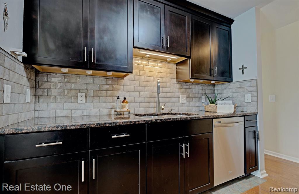 6501 CLUB E, 8, Grand Blanc, MI 48439 — Photo 18