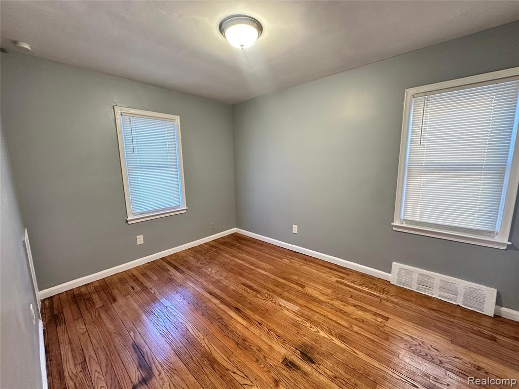 8685 Vaughan Street, Detroit, MI 48228 — Photo 7
