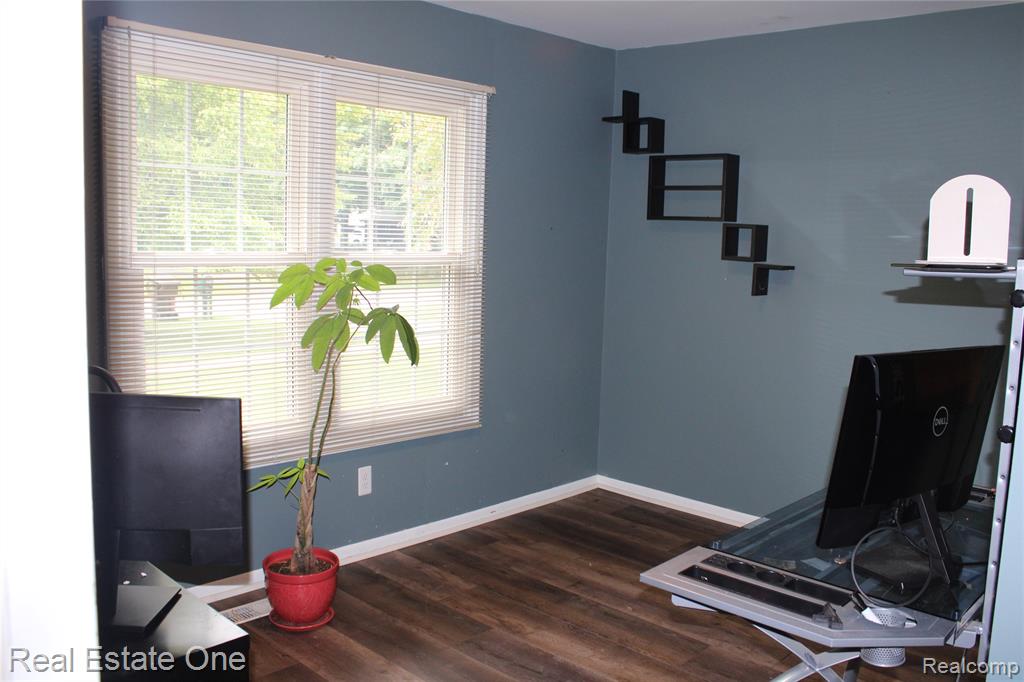 47830 Ben Franklin Drive, Shelby Twp, MI 48315 — Photo 12
