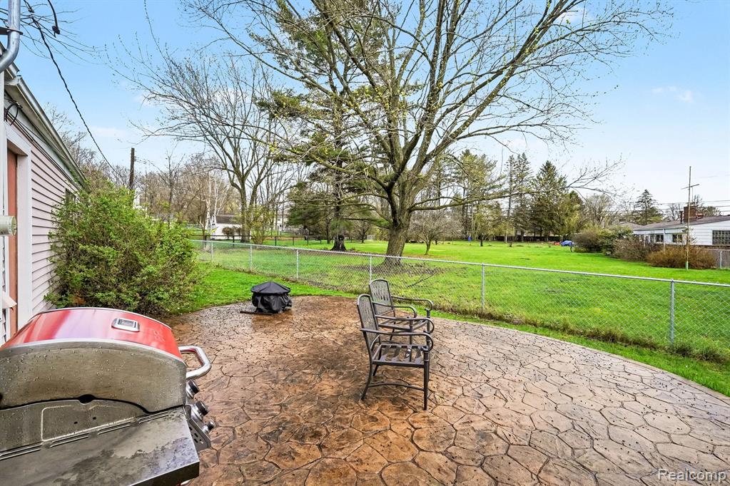 6341 Waldon Road, Clarkston, MI — Photo 21