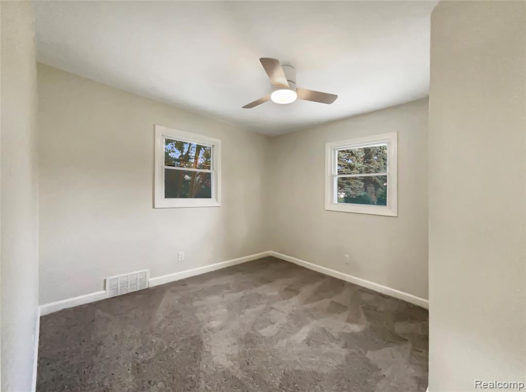 26018 Whipple Street, Novi, MI — Photo 19