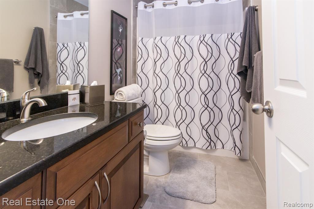 707 6th Street, Fenton, MI 48430 — Photo 27