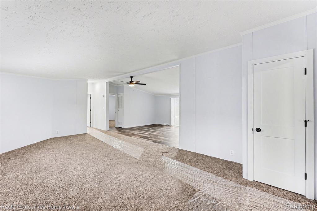 59227 Lewis Ln, New Haven, MI 48048 — Photo 4