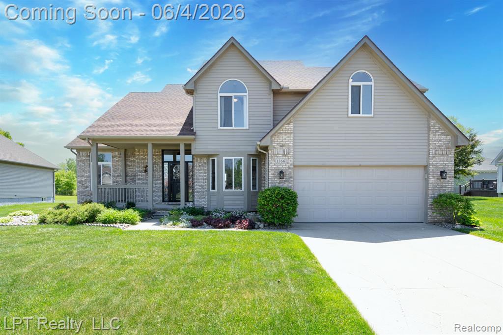 1366 Hidden Wood Court, Grand Blanc, MI 48439 — front exterior