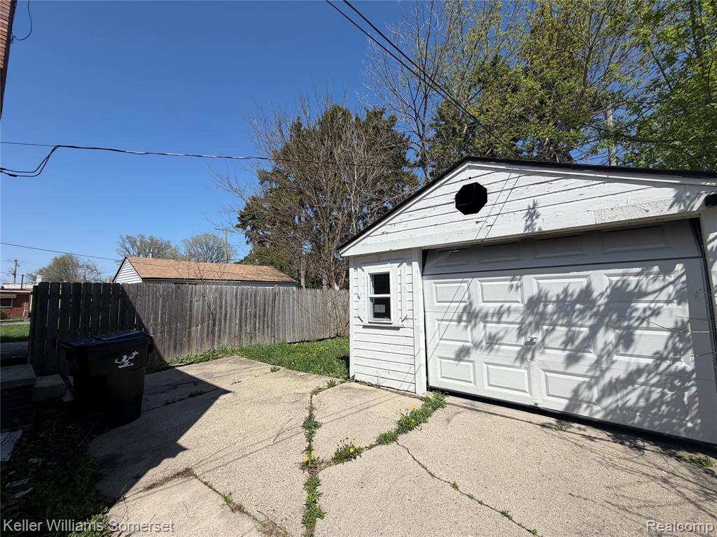 12930 Hayes Street, Detroit, MI 48205 — Photo 8