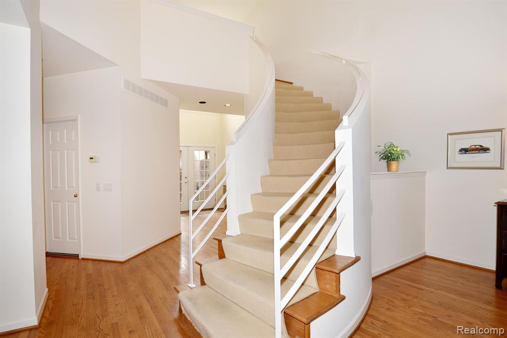 4074 Cranbrook Court, Bloomfield Hills, MI 48301 — Photo 22