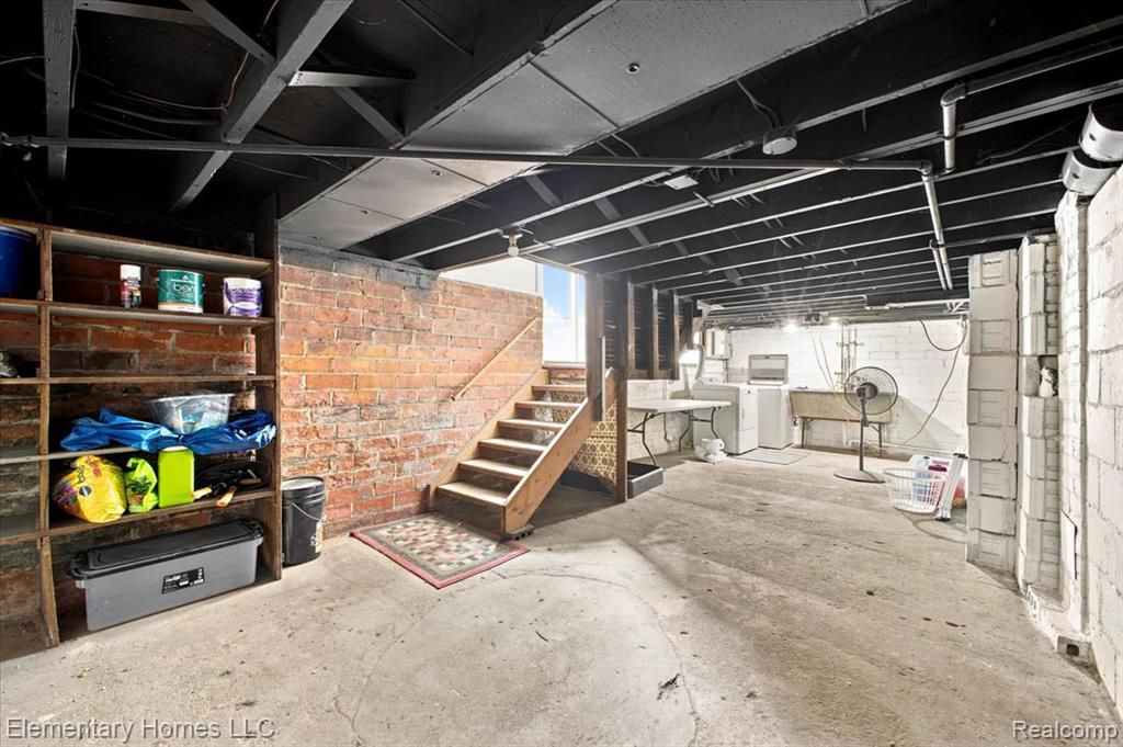 802 S LAFAYETTE Avenue, Royal Oak, MI 48067 — Photo 16