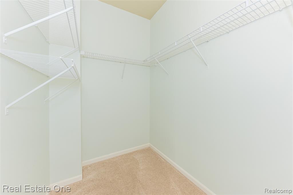 9970 Whispering Woods Drive, Pinckney, MI 48169 — Photo 13