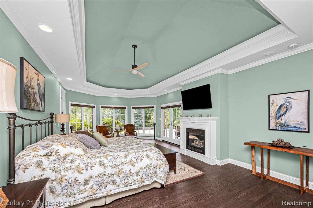 8242 Pine Hollow Court, Grand Blanc, MI 48439 — Photo 22
