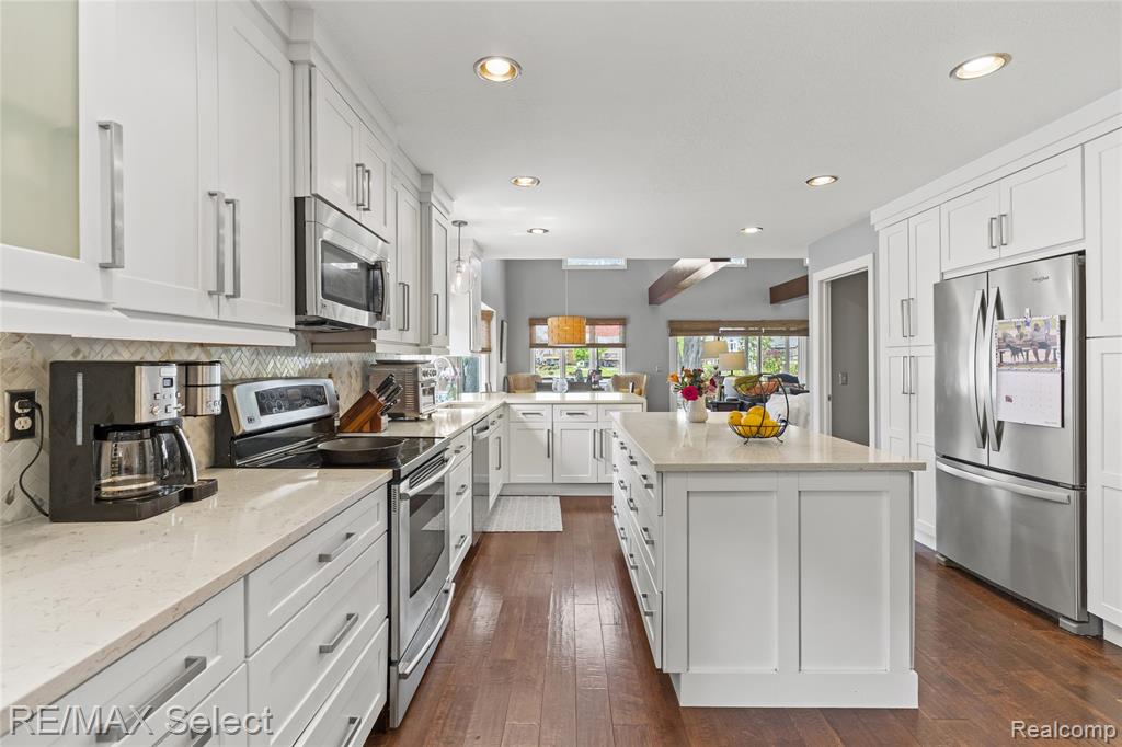 11476 Moffett Court, Fenton, MI 48430 — Photo 17