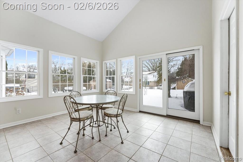 8842 Thorntree Drive, Grosse Ile, MI 48138 — Photo 25