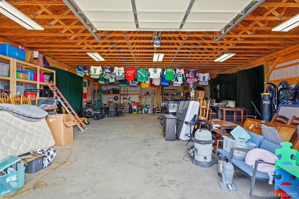 4216 Nicholson Road, Fowlerville, MI 48836 — Photo 47