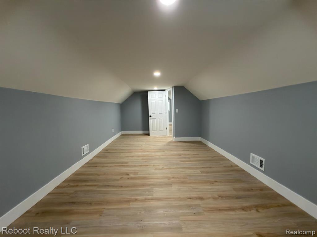 7714 Smart Street, Detroit, MI 48210 — Photo 23