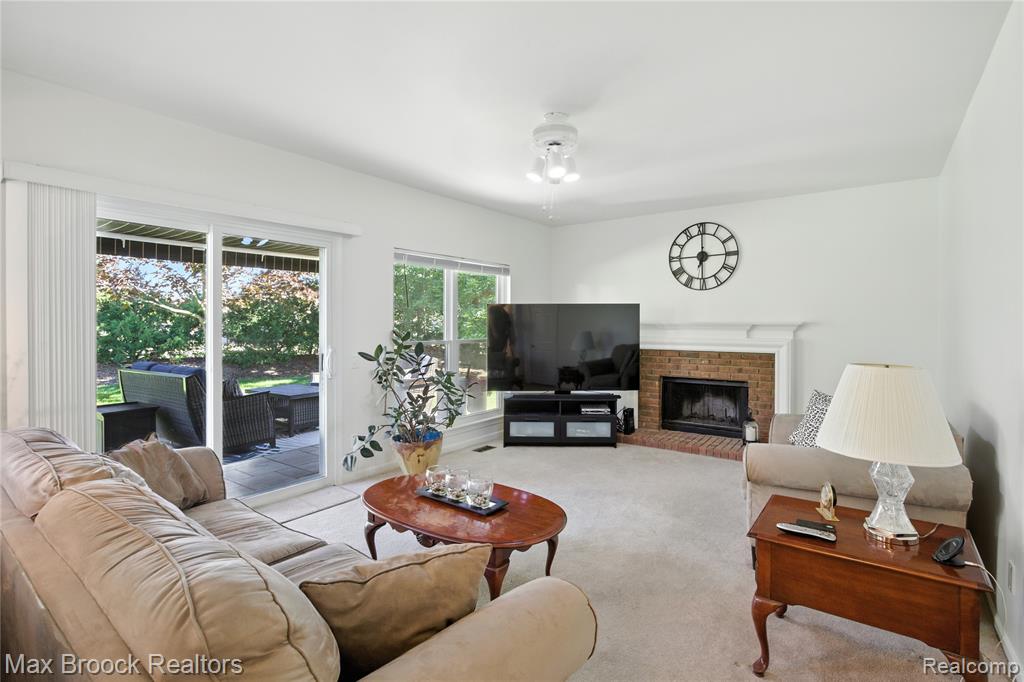 44322 Vassar Street, Canton, MI 48188 — Photo 16