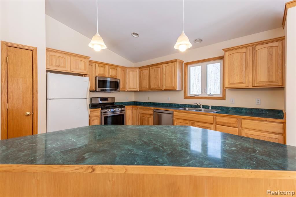 7722 KILGORE Road, Greenwood, MI 48006 — Photo 16