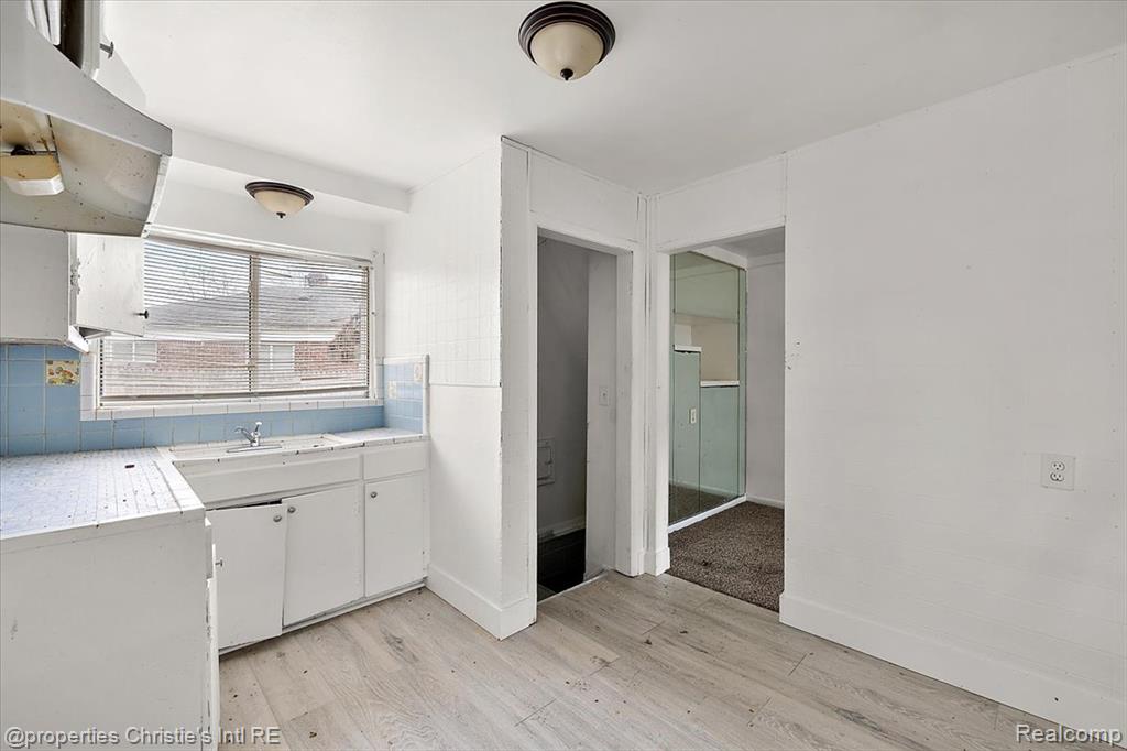 20619 Patton Court, Detroit, MI 48228 — Photo 10