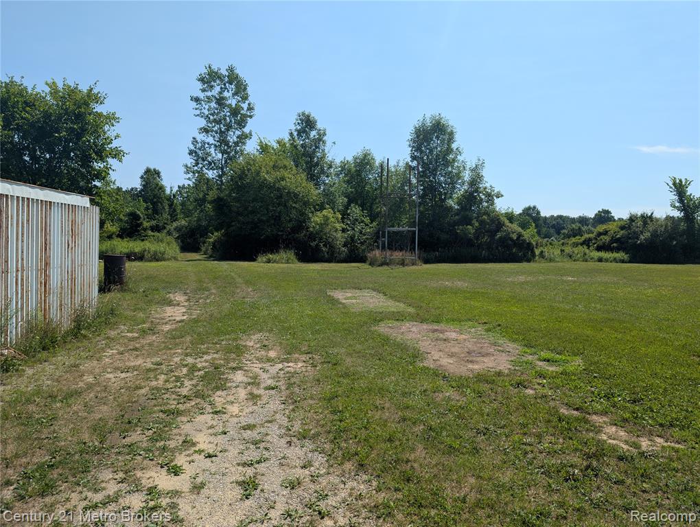 10190 Oak Road, Otisville, MI 48463 — Photo 33