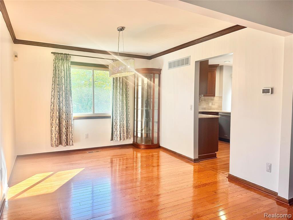6186 Smithfield Drive, Troy, MI 48085 — Photo 7