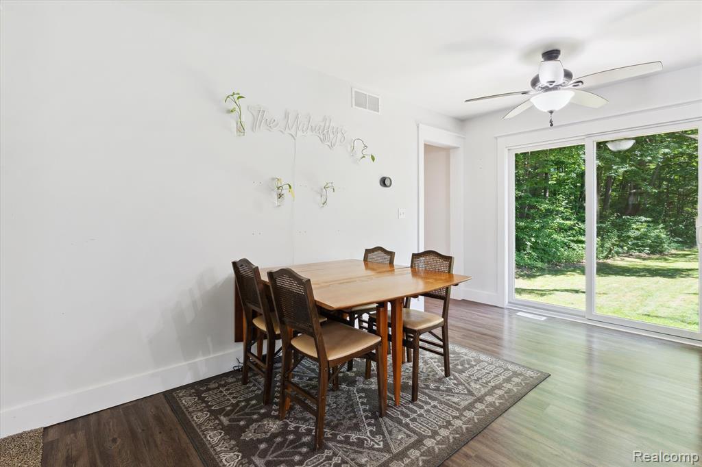 3416 Abbottsford Road, Clyde, MI 48049 — Photo 9