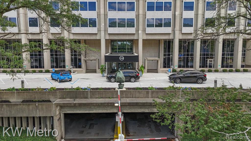 1300 E Lafayette Street, 1001, Detroit, MI 48207 — Photo 15