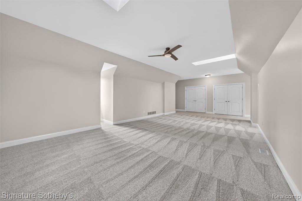 900 Hill Hollow Lane, Milford, MI 48381 — Photo 28