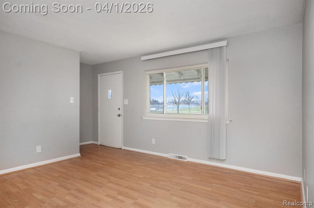 24834 Schroeder Avenue, Eastpointe, MI 48021 — Photo 6