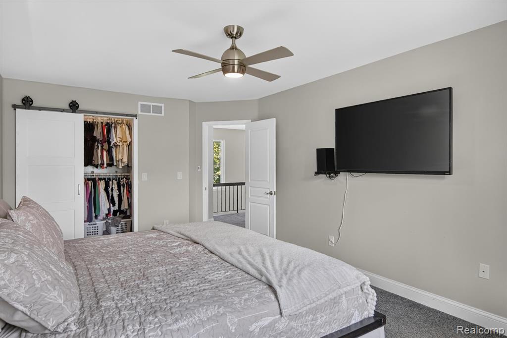 532 Winwood Circle, Walled Lake, MI 48390 — Photo 18