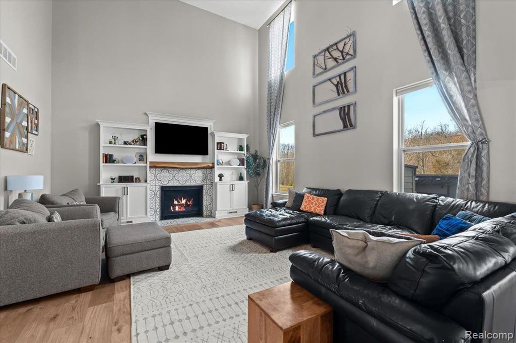 10681 BOULDERCREST Drive, South Lyon, MI 48178 — Photo 13