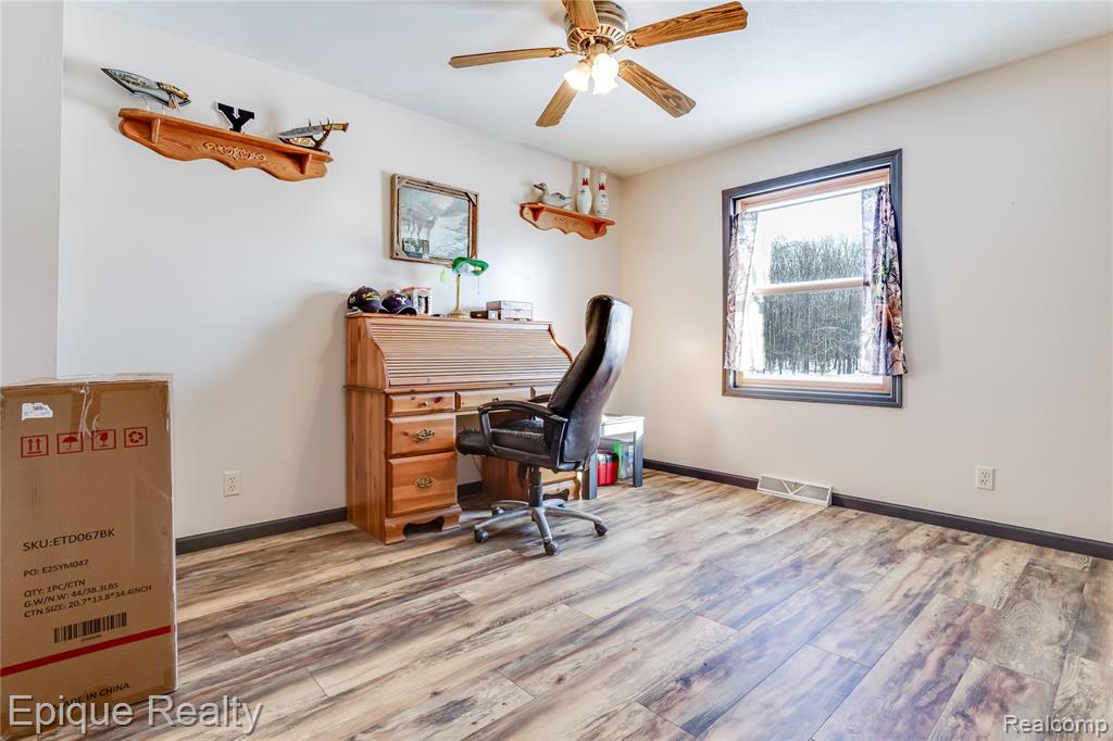8662 Mason Road, Yale, MI 48097 — Photo 16