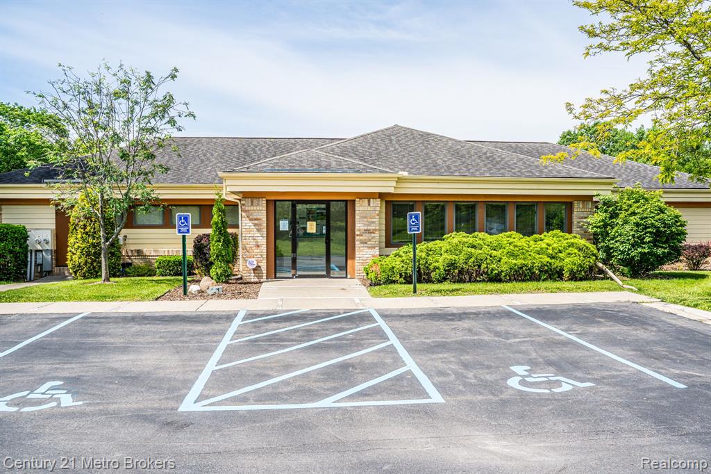 7477 S STATE Road, Goodrich Vlg, MI — Photo 54